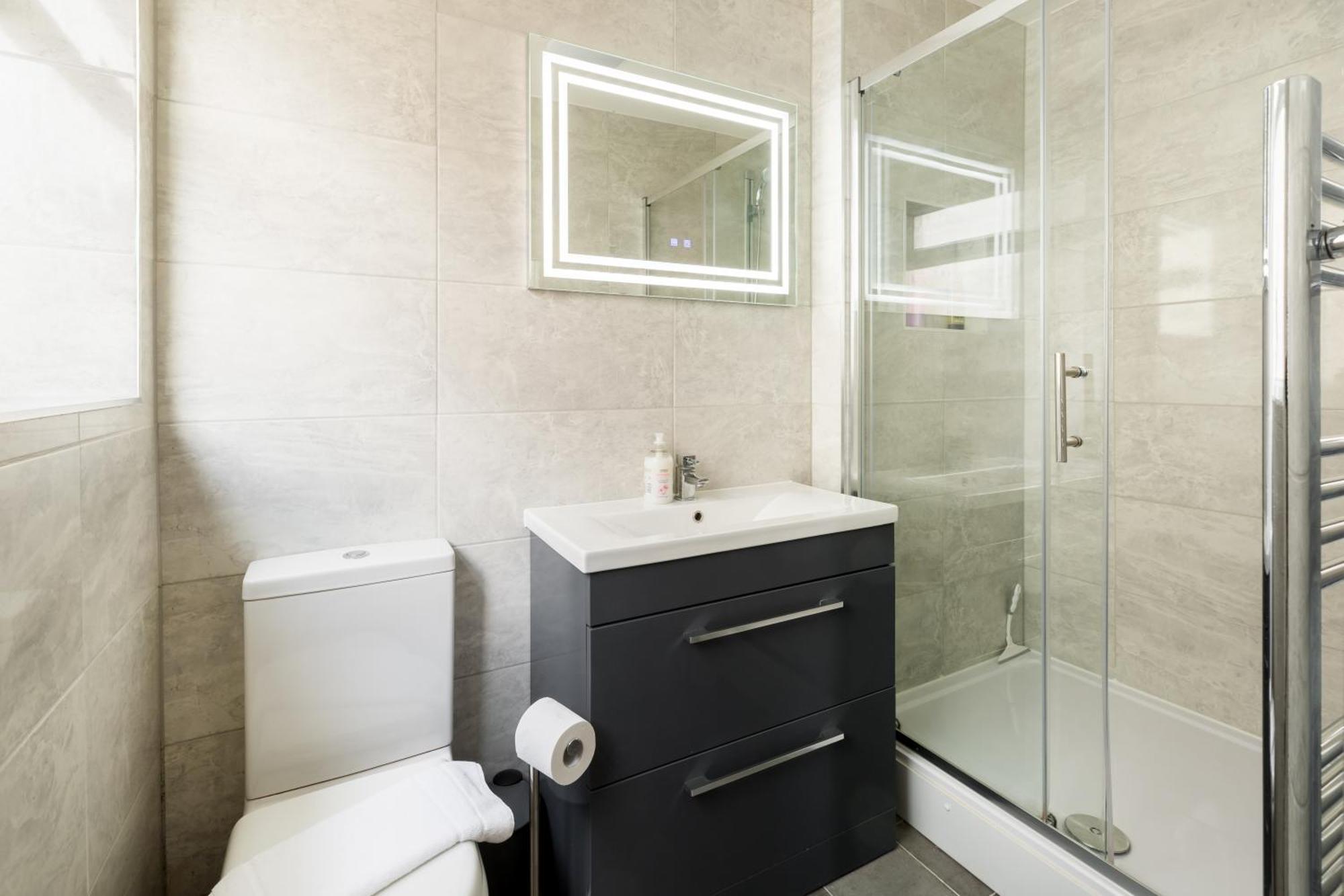 1-Bedroom Apartment In Leamington Spa With Free Parking 外观 照片