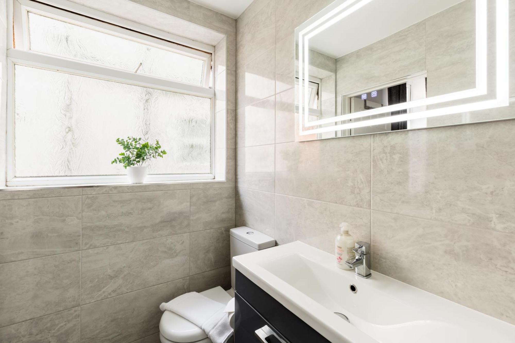 1-Bedroom Apartment In Leamington Spa With Free Parking 外观 照片